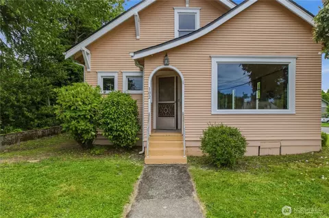 102 Perry St NW, Olympia, WA 98502