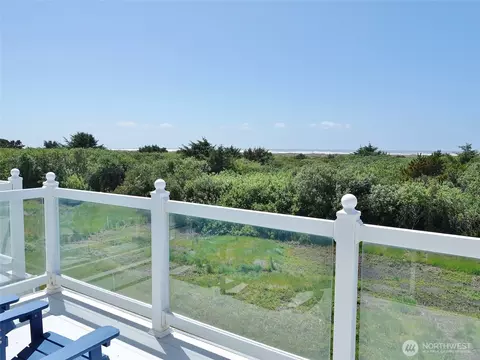 855 Ocean Shores Blvd NW #203, Ocean Shores, WA 98569