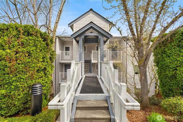 12740 NE 10th Pl #E302, Bellevue, WA 98005