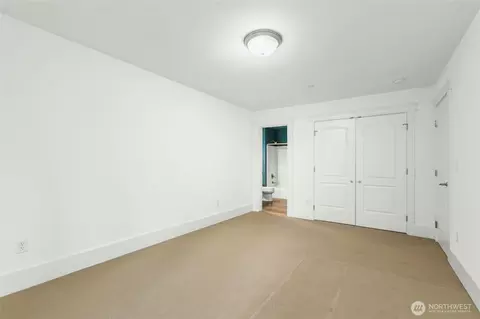 Bedroom - 18634 92nd Ave NE, Bothell, WA 98011 photo 3 of 3