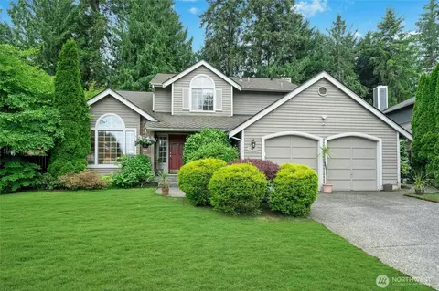 23435 NE 28th Pl, Sammamish, WA 98074