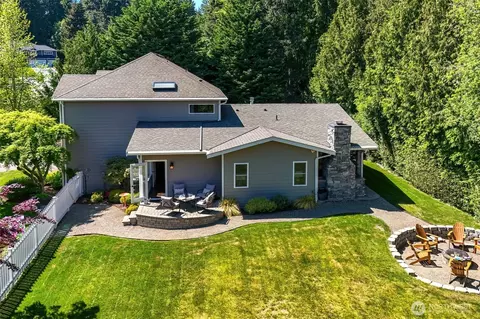 10362 Capistrano Pl NE, Poulsbo, WA 98370