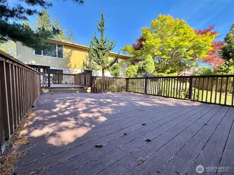 19431 107th Ave SE, Renton, WA 98055