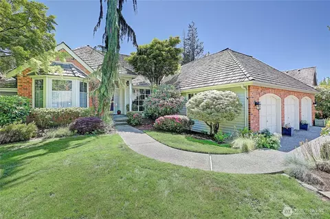 12405 55th Pl W, Mukilteo, WA 98275