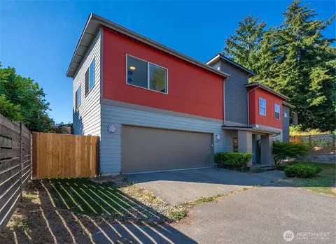 647 S 150th St, Burien, WA 98148
