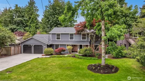 7928 SE 76th St, Mercer Island, WA 98040