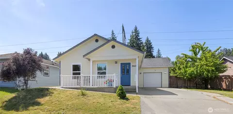 1940 Village Cir, Port Angeles, WA 98362
