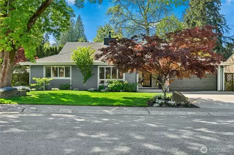 6607 149th Ave NE, Redmond, WA 98052