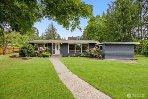 9430 220th St SW, Edmonds, WA 98020