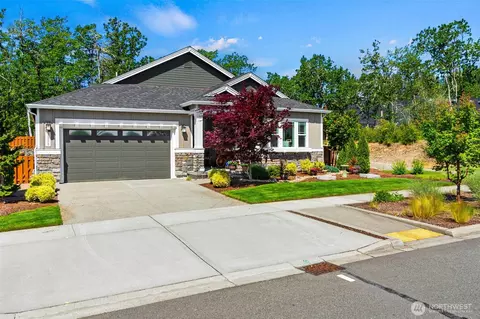Exterior - 3335 Arrowroot St SE, Lacey, WA 98513 photo 4 of 11
