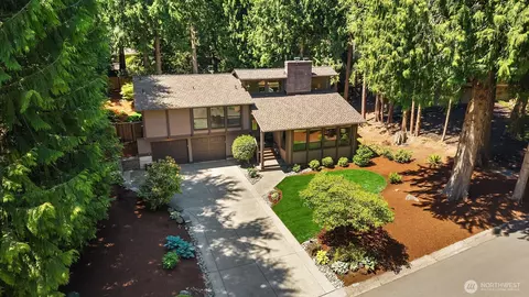 3415 211th Ave NE, Sammamish, WA 98074