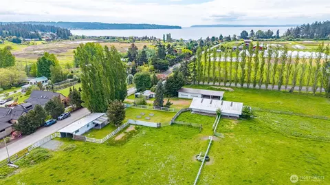 5392 Shore Meadow Rd, Freeland, WA 98249