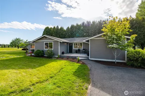 323 W King Tut Rd, Bellingham, WA 98226