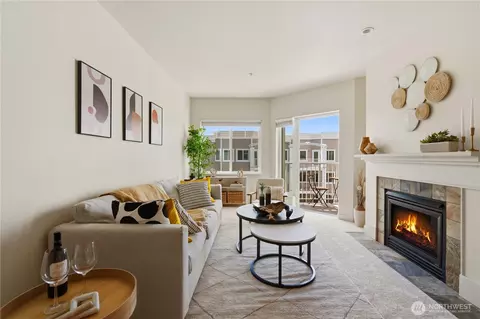 1545 NW 57th St #611, Seattle, WA 98107