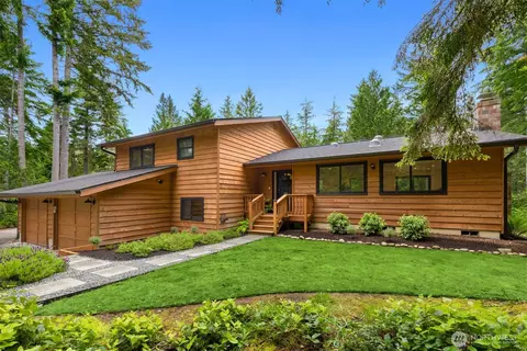 1093 NW Mushroom Ln, Poulsbo, WA 98370