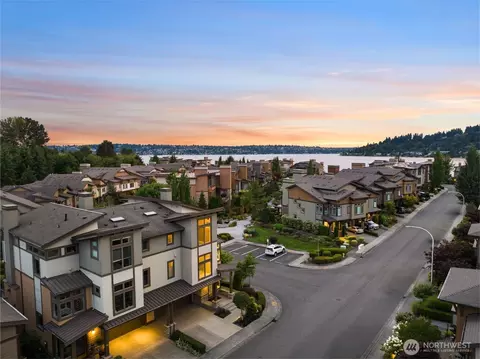 1211 N 42nd Pl, Renton, WA 98056
