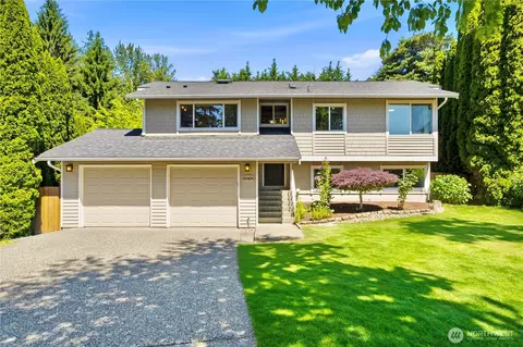 10606 NE 19th Pl, Bellevue, WA 98004