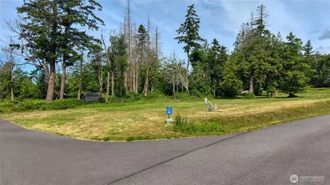 2193 Seabright Loop, Point Roberts, WA 98281 photo 3