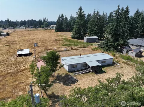 18707 Elderberry St SW, Rochester, WA 98579