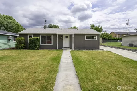 1517 N Mary St, Moses Lake, WA 98837