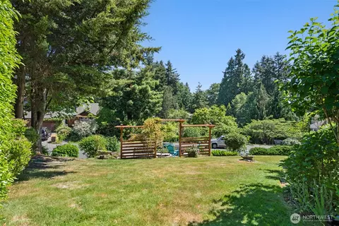 Exterior - 23830 25th Dr SE, Bothell, WA 98021 photo 10 of 10