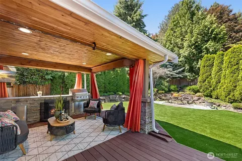 Exterior - 23830 25th Dr SE, Bothell, WA 98021 photo 3 of 10