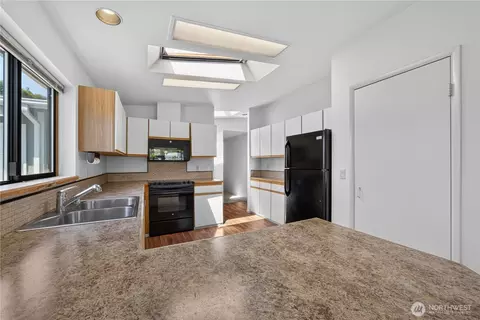 24030 10th Pl W, Bothell, WA 98021 photo 5