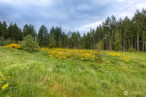 2012 NW Luoto Rd, Poulsbo, WA 98370