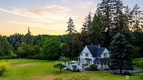 12835 Price Rd SE, Olalla, WA 98359