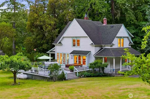 12835 Price Rd SE, Olalla, WA 98359