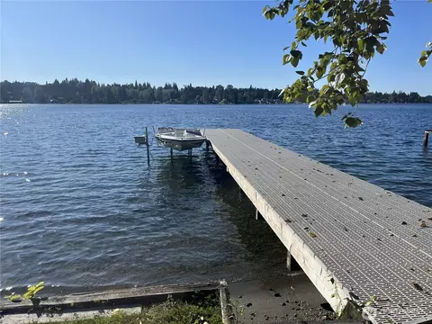 410 Lake Stevens, Lake Stevens, WA 98258