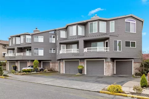 610 Daley St #B, Edmonds, WA 98020