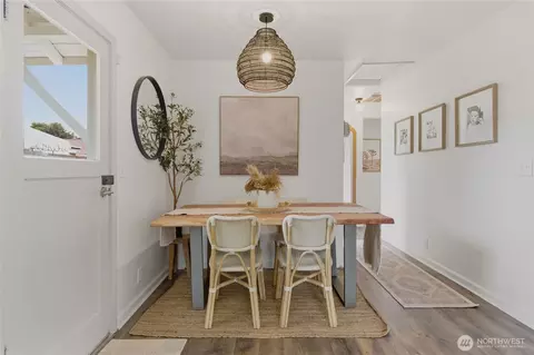 Dining - 1059 Lafromboise St, Enumclaw, WA 98022 photo 1 of 1