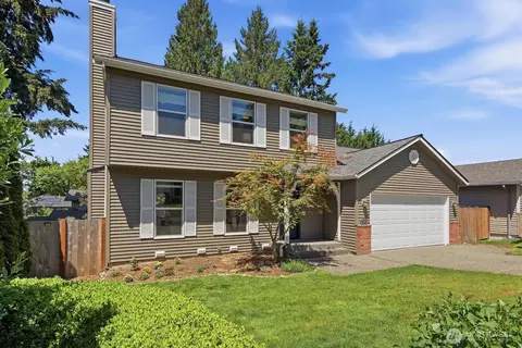 8128 NE 161st Pl, Kenmore, WA 98028