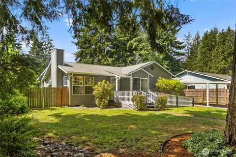 2956 Janet Ave, Camano Island, WA 98282