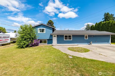 10687 Vista View Dr, Sedro Woolley, WA 98284