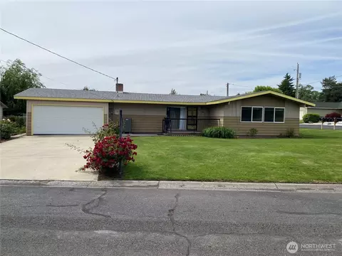 19529 Braeburn Dr NW, Soap Lake, WA 98851