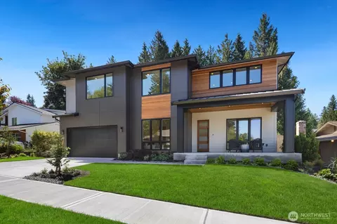 12729 NE 112th St, Kirkland, WA 98033