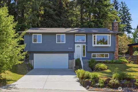 9216 169th Pl NE, Redmond, WA 98052
