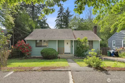 11419 Crestwood Dr S, Seattle, WA 98178