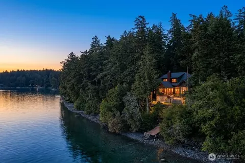 550 Westcott Dr, Friday Harbor, WA 98250