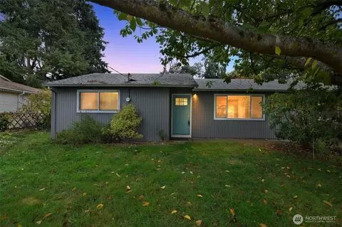 30548 5th Ave SW, Federal Way, WA 98023
