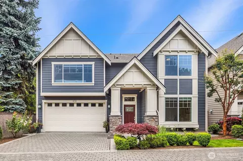 8728 124th Ave NE, Kirkland, WA 98033