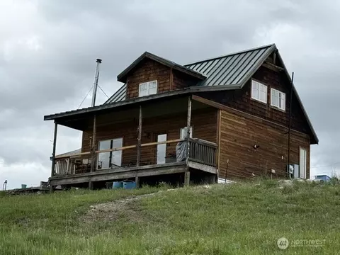 106 Bartroff Rd, Oroville, WA 98844