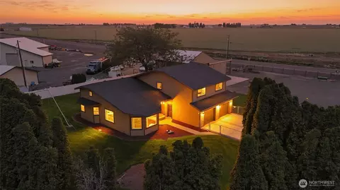 1914 SE Rd N, Moses Lake, WA 98837