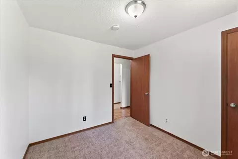 Bedroom - 19310 Crescent Dr E, Spanaway, WA 98387 photo 6 of 6