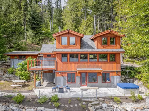 16120 Cedar Brae Rd, Leavenworth, WA 98826