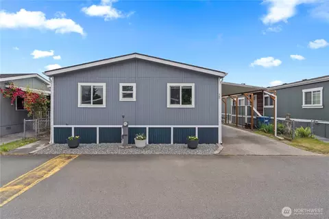 15410 SE 272nd St #35, Kent, WA 98042