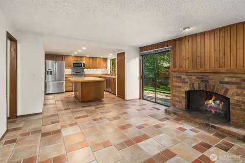 Living - 2922 147th Pl SE, Mill Creek, WA 98012 photo 7 of 7