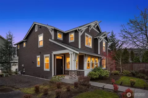 11496 158th Ave NE, Redmond, WA 98052